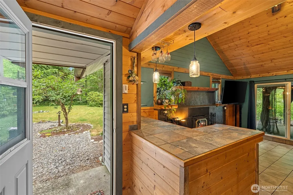 53665 White Falls Court Concrete WA 98237