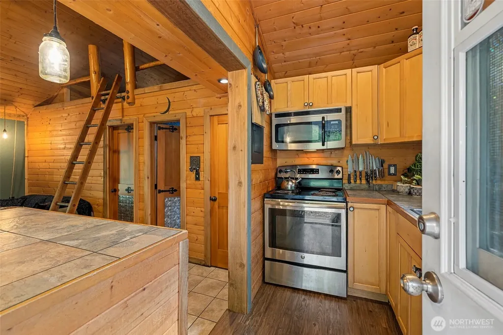 53665 White Falls Court Concrete WA 98237