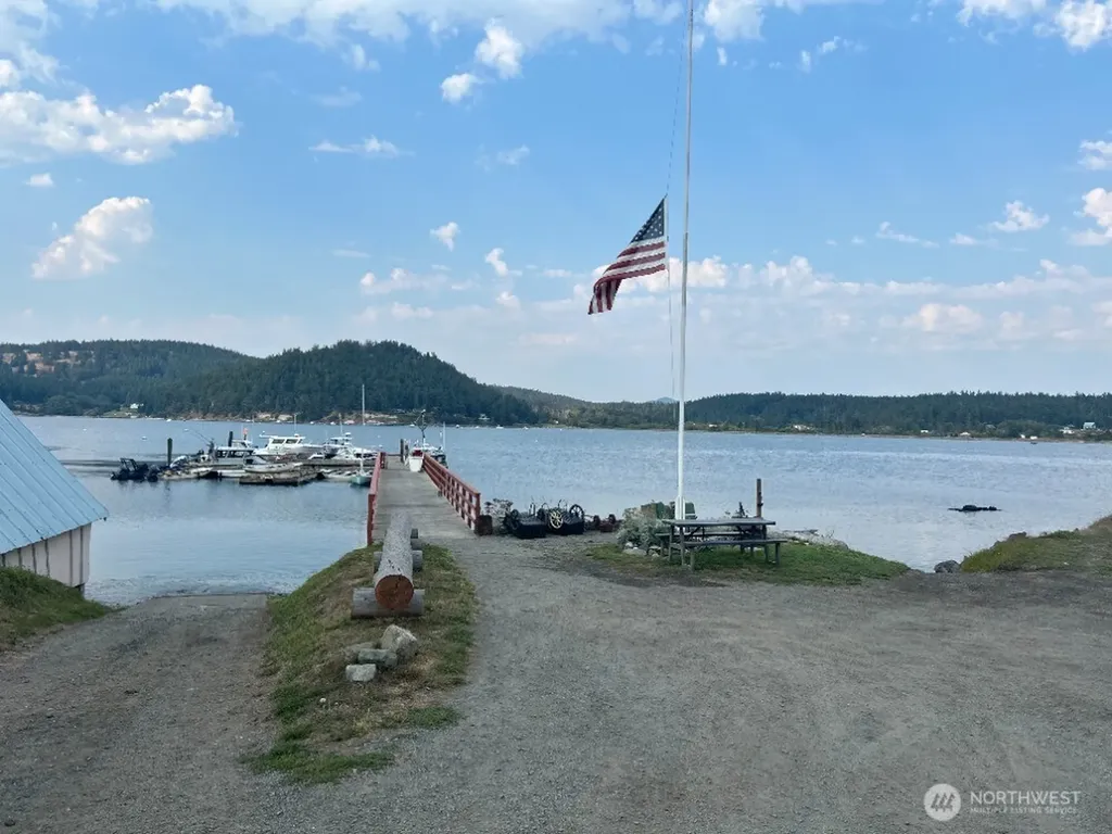 135 Chinook Way Lopez Island WA 98221