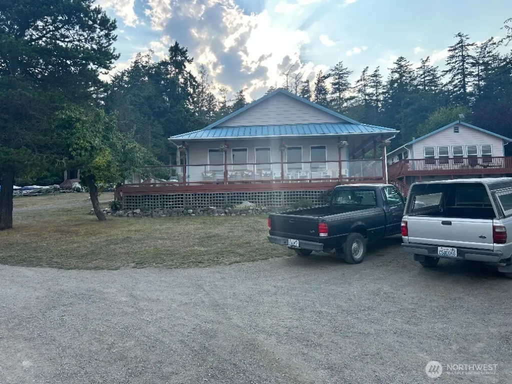 135 Chinook Way Lopez Island WA 98221