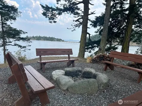 135 Chinook Way Lopez Island WA 98221