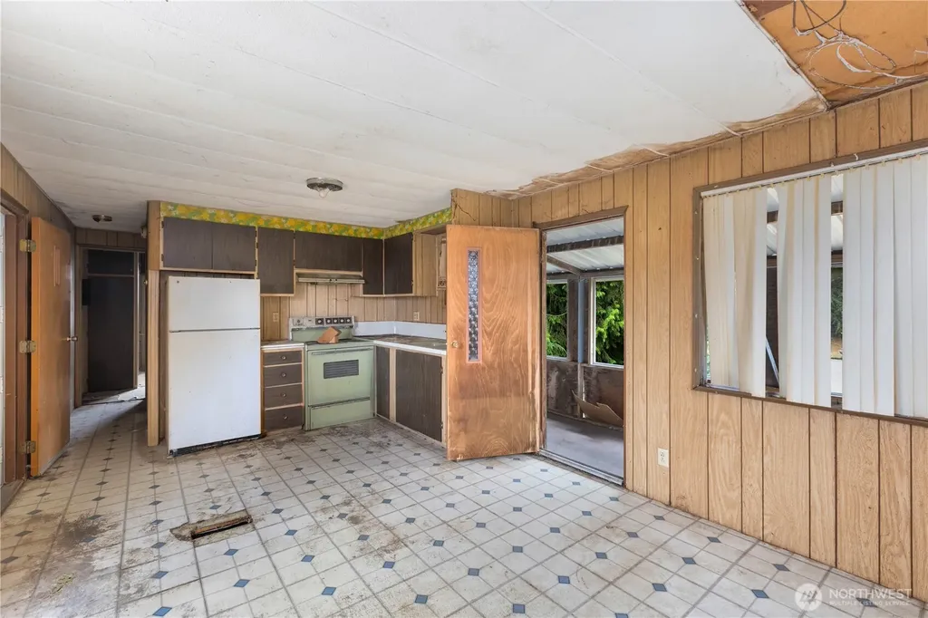 2706 S 276th Place Federal Way WA 98003
