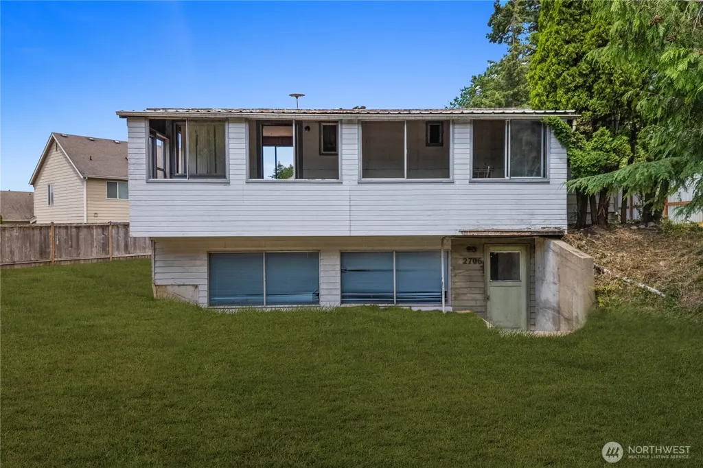 2706 S 276th Place Federal Way WA 98003