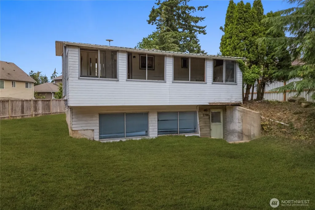 2706 S 276th Place Federal Way WA 98003