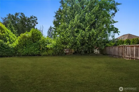 2706 S 276th Place Federal Way WA 98003