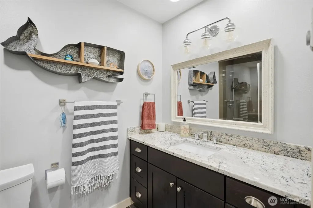 200 Beach Place Edmonds WA 98020