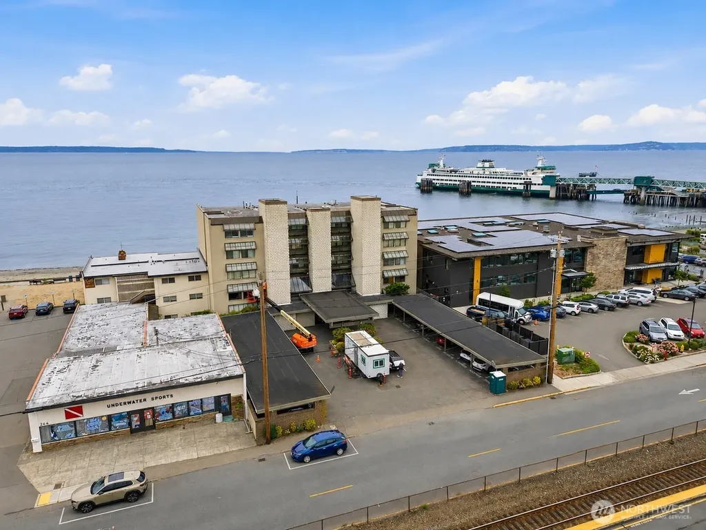 200 Beach Place Edmonds WA 98020