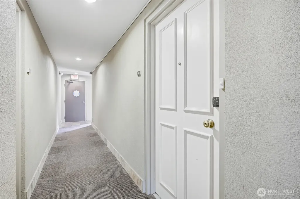 200 Beach Place Edmonds WA 98020