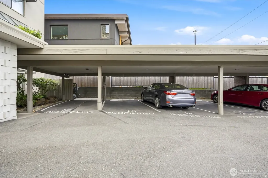 200 Beach Place Edmonds WA 98020