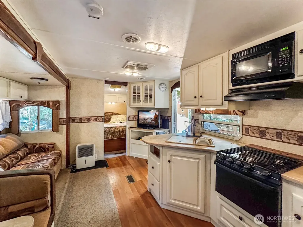 128 Jasper Trail Deming WA 98244