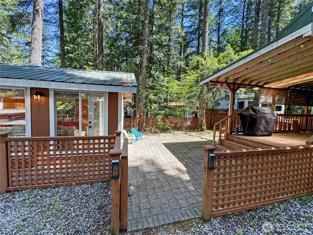 128 Jasper Trail Deming WA 98244