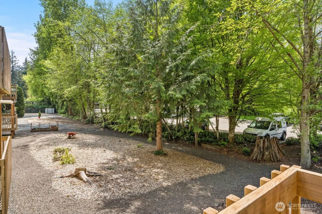 19433 28th Avenue NE Lake Forest Park WA 98155