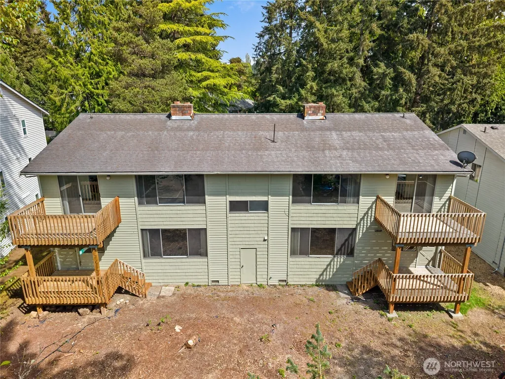 19433 28th Avenue NE Lake Forest Park WA 98155