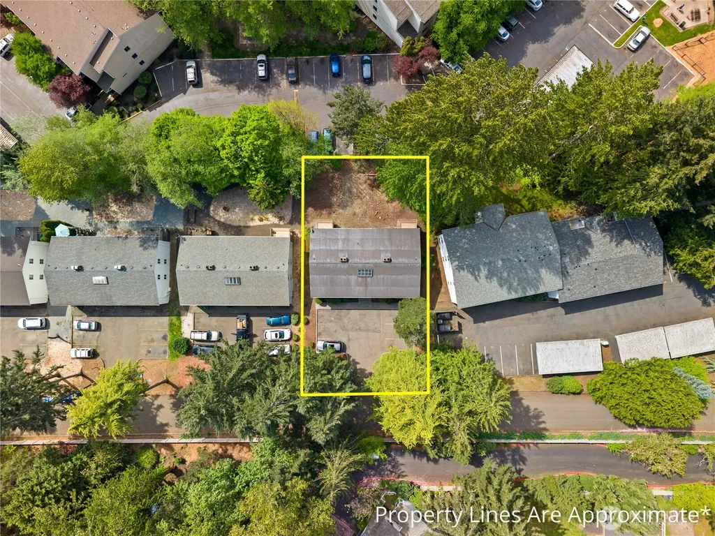 19433 28th Avenue NE Lake Forest Park WA 98155
