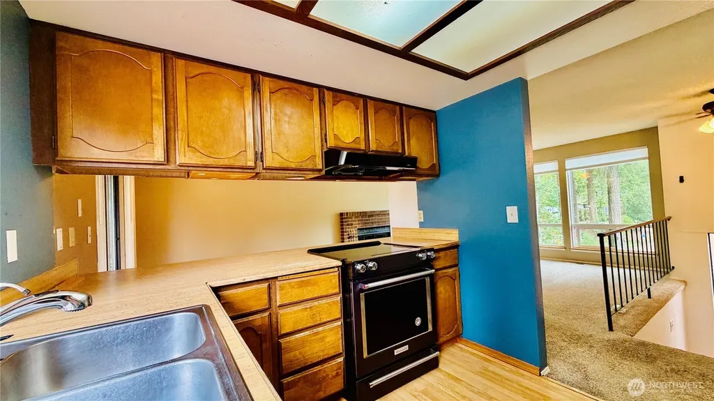1923 SE Karli Way Port Orchard WA 98367