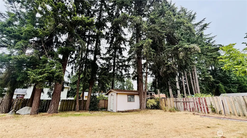 1923 SE Karli Way Port Orchard WA 98367