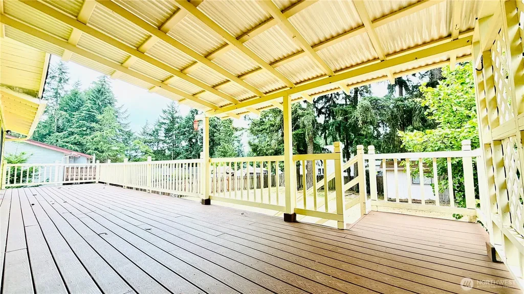 1923 SE Karli Way Port Orchard WA 98367
