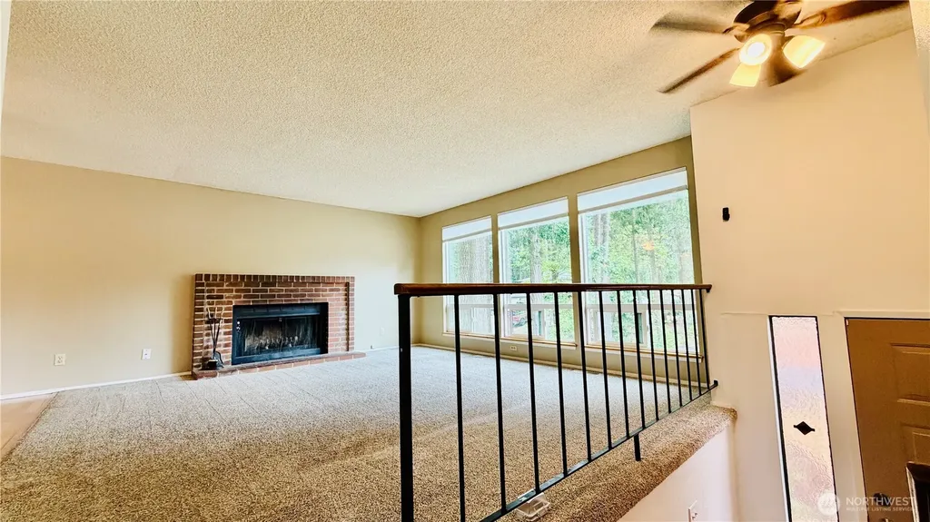 1923 SE Karli Way Port Orchard WA 98367