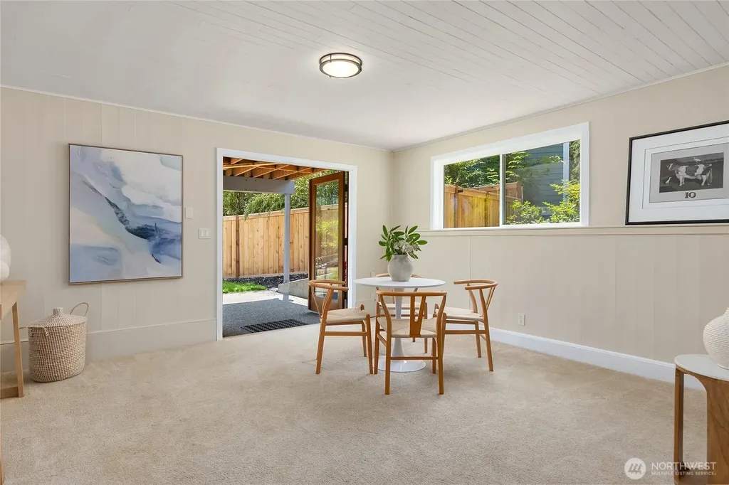 7563 NE Emerald Way Bainbridge Island WA 98110