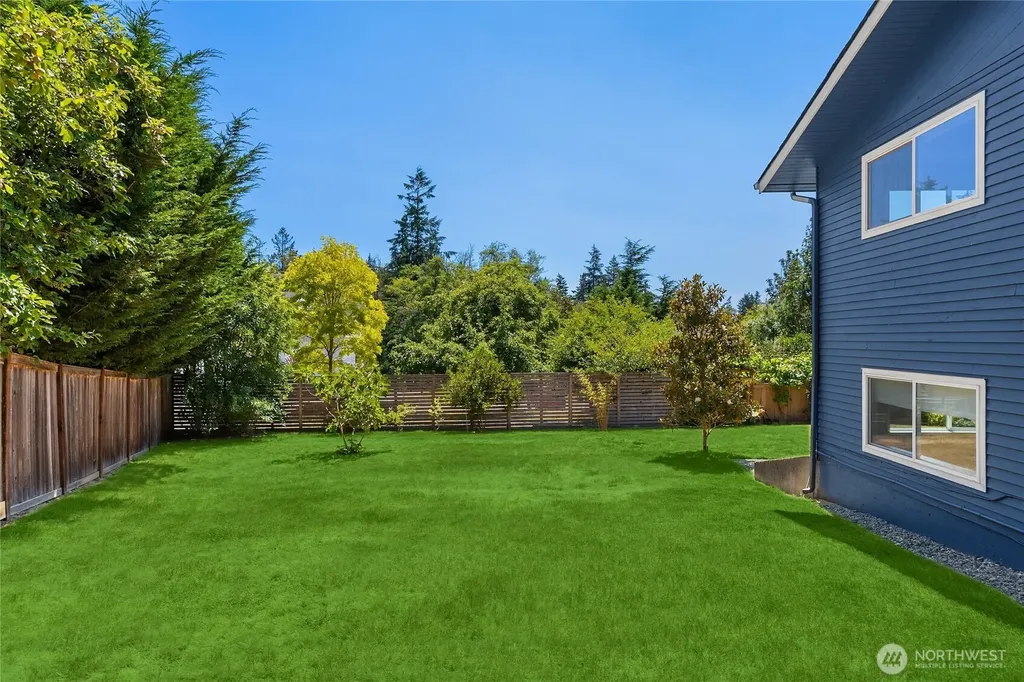 7563 NE Emerald Way Bainbridge Island WA 98110