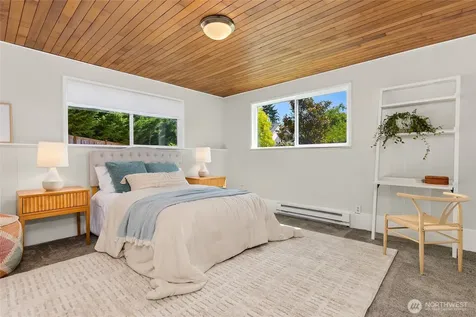 7563 NE Emerald Way Bainbridge Island WA 98110