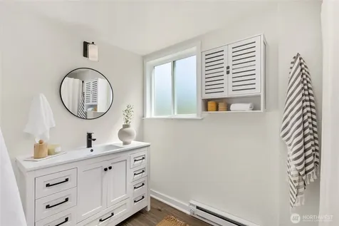 7563 NE Emerald Way Bainbridge Island WA 98110