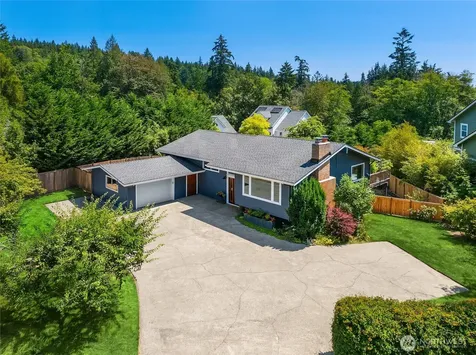 7563 NE Emerald Way Bainbridge Island WA 98110