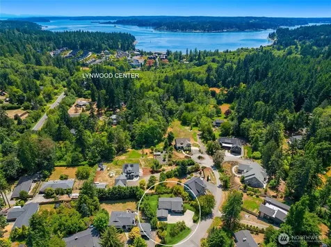 7563 NE Emerald Way Bainbridge Island WA 98110