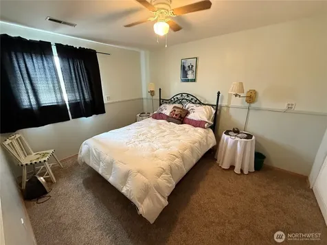 32 Red Apple Drive Omak WA 98841