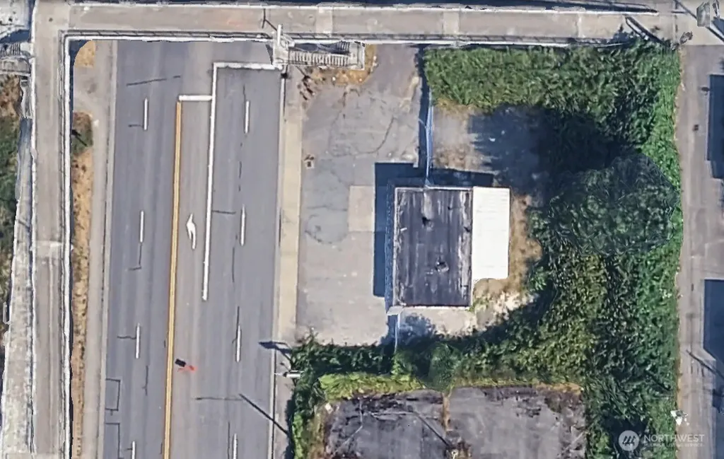 2501 W Marine View Drive Everett WA 98201