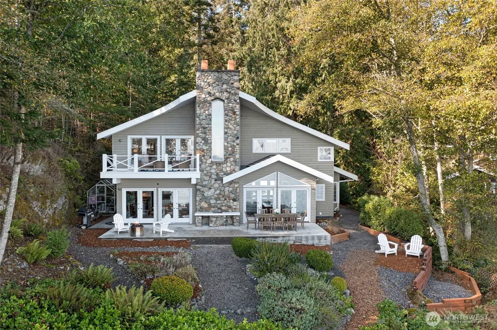 45 Stony Point Friday Harbor WA 98250