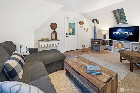 45 Stony Point Friday Harbor WA 98250