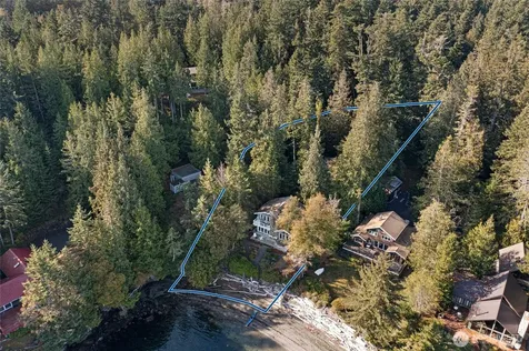 45 Stony Point Friday Harbor WA 98250