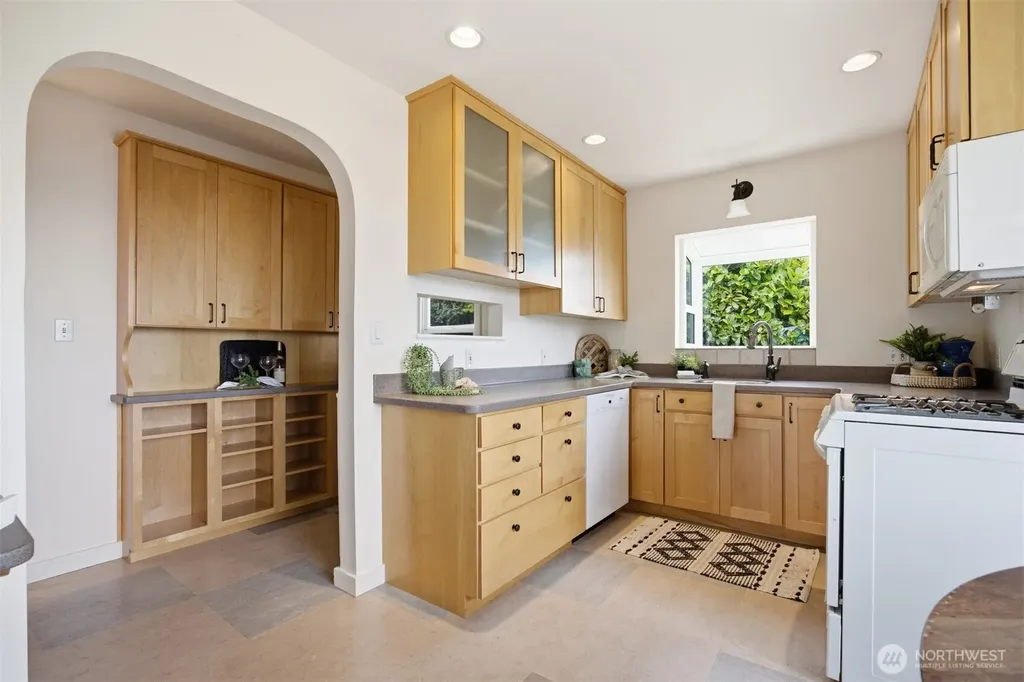 1003 14th Street Bellingham WA 98225
