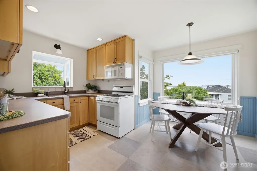 1003 14th Street Bellingham WA 98225