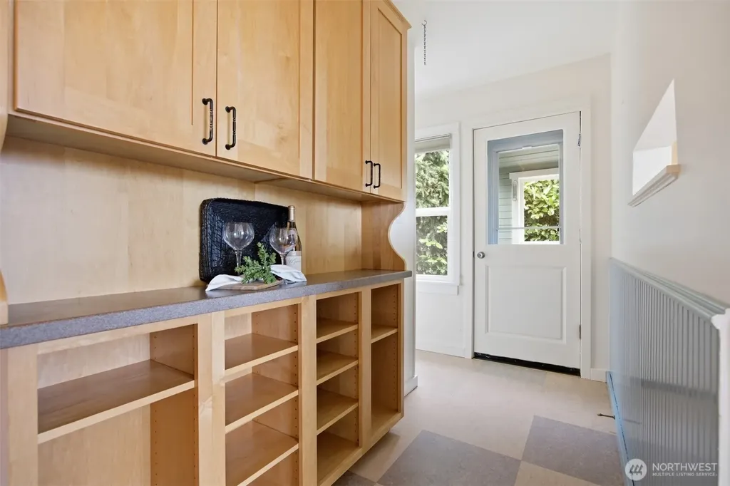 1003 14th Street Bellingham WA 98225
