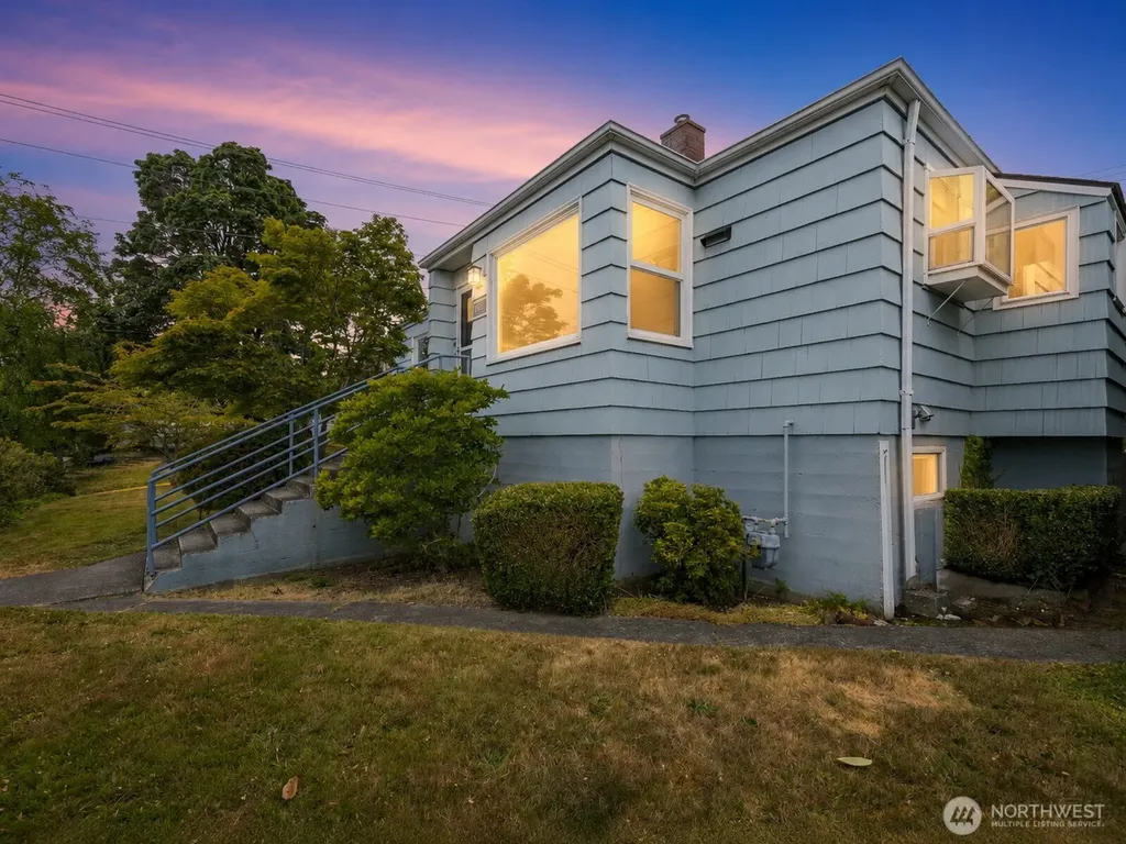 1003 14th Street Bellingham WA 98225