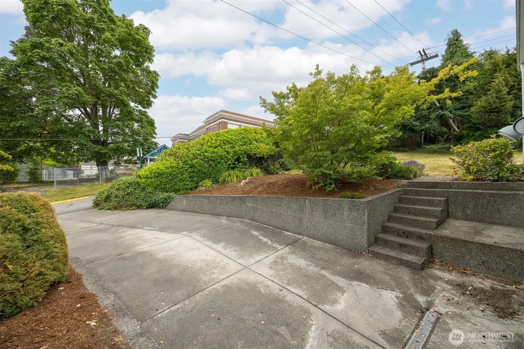 1003 14th Street Bellingham WA 98225