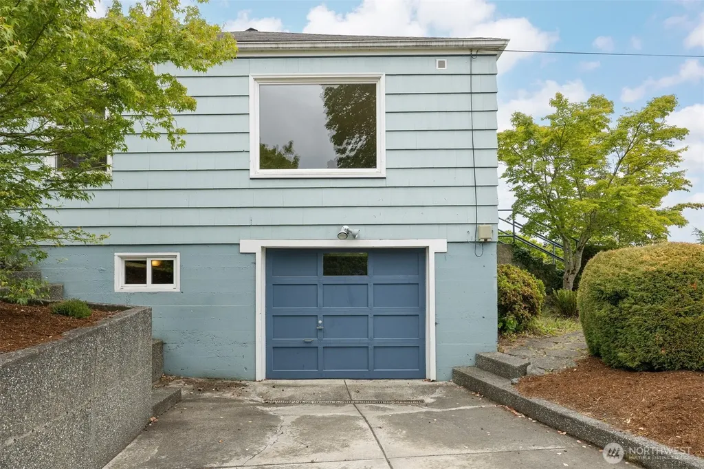 1003 14th Street Bellingham WA 98225