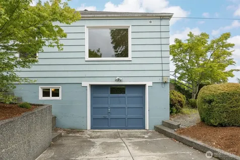 1003 14th Street Bellingham WA 98225