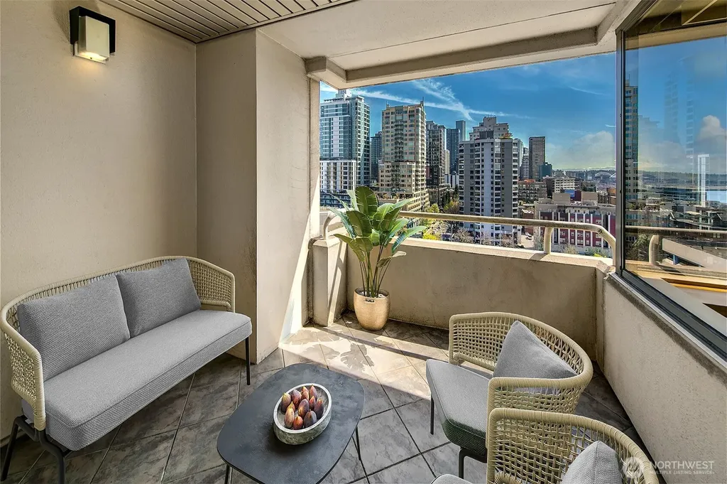 2821 2nd Avenue Seattle WA 98121