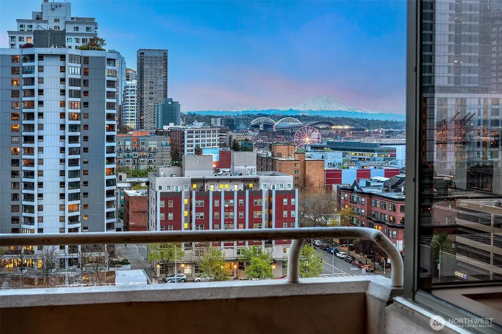 2821 2nd Avenue Seattle WA 98121