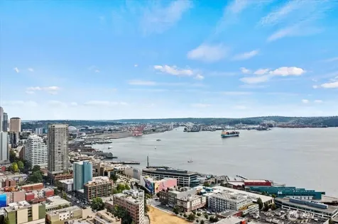 121 Vine Street Seattle WA 98121