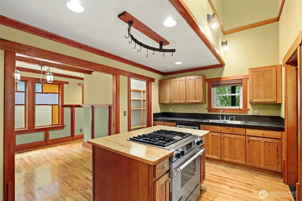 923 Olympia Avenue NE Olympia WA 98506