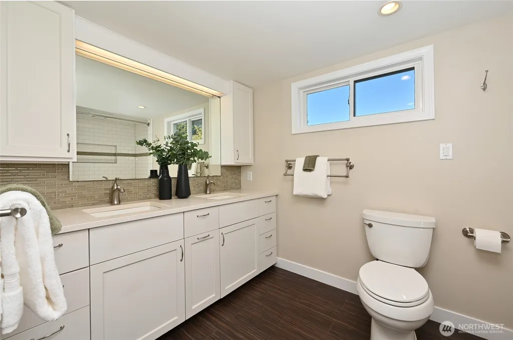 4024 55th Avenue SW Seattle WA 98116