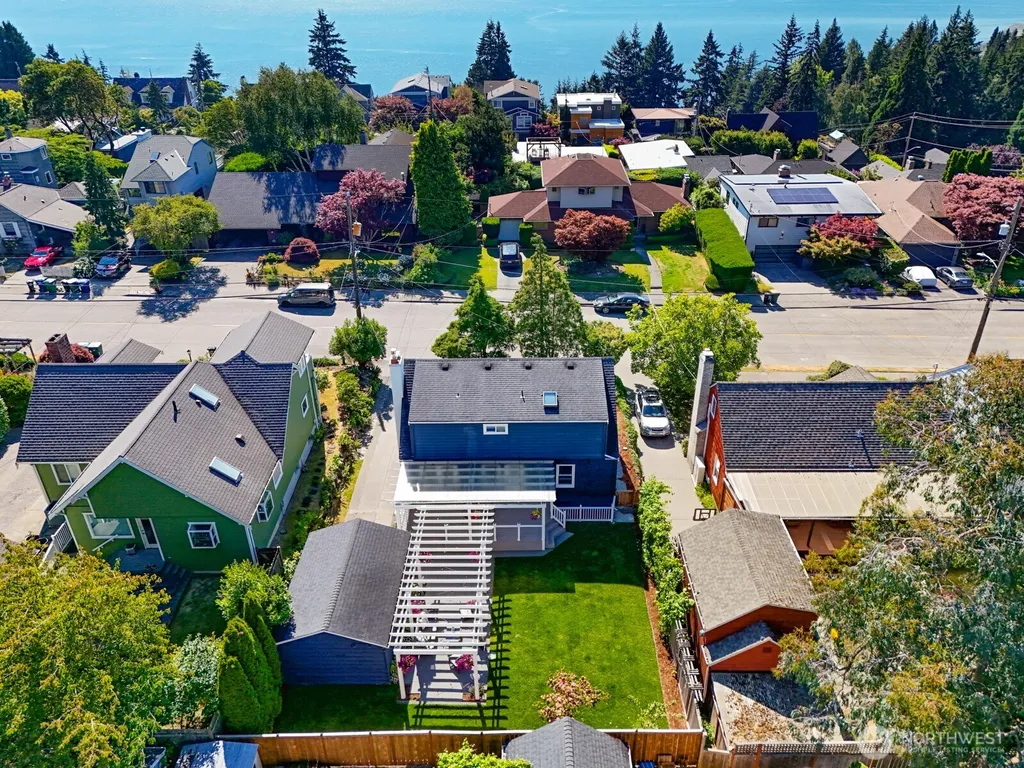 4024 55th Avenue SW Seattle WA 98116