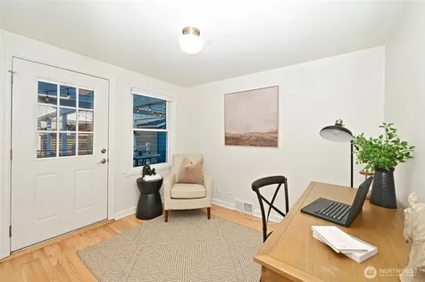 4024 55th Avenue SW Seattle WA 98116