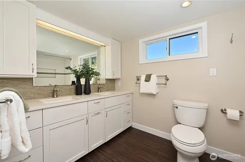 4024 55th Avenue SW Seattle WA 98116