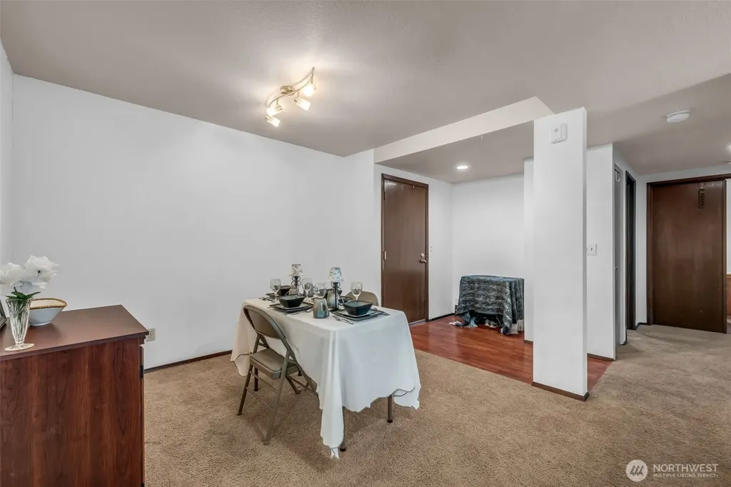11300 1st Avenue NE Seattle WA 98125