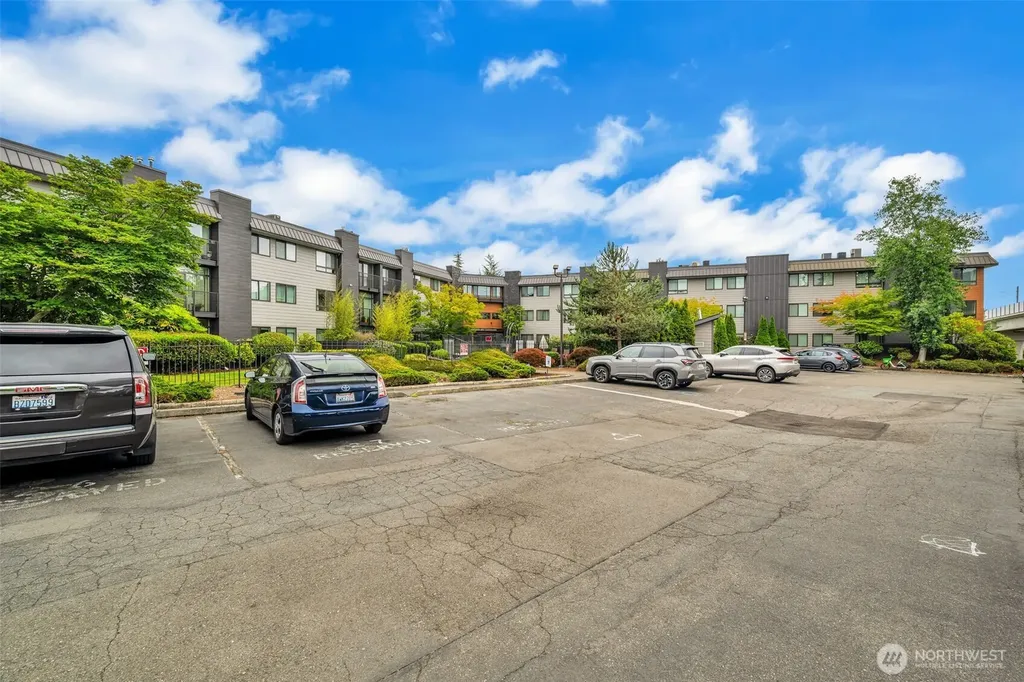 11300 1st Avenue NE Seattle WA 98125